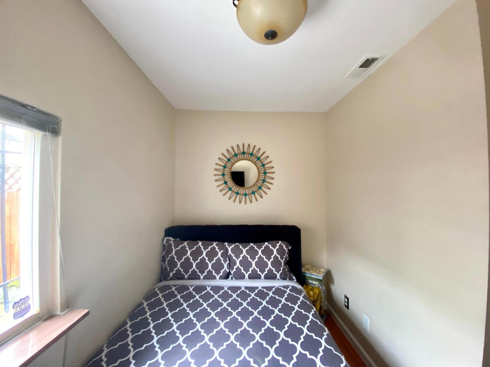 Historic Townhouse Oasis With En-Suite Bathroom Philadelphia Eksteriør bilde